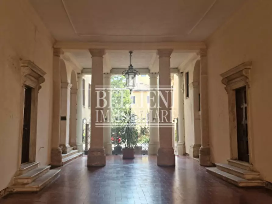 appartamento in vendita a Vicenza in zona Centro Storico