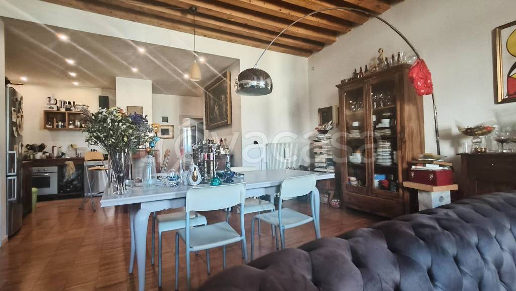 appartamento in vendita a Vicenza in zona Centro Storico