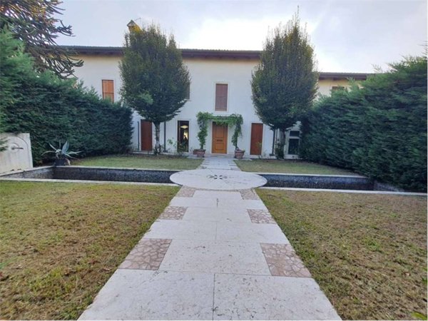 casa indipendente in vendita a Vicenza in zona Bertesina