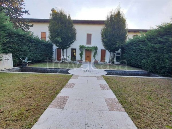 casa indipendente in vendita a Vicenza in zona Bertesina