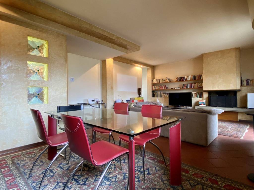 appartamento in vendita a Vicenza in zona Cattane