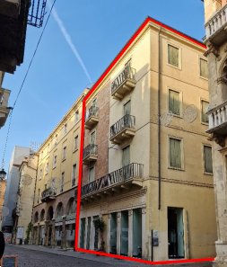 ufficio in vendita a Vicenza in zona Centro Storico