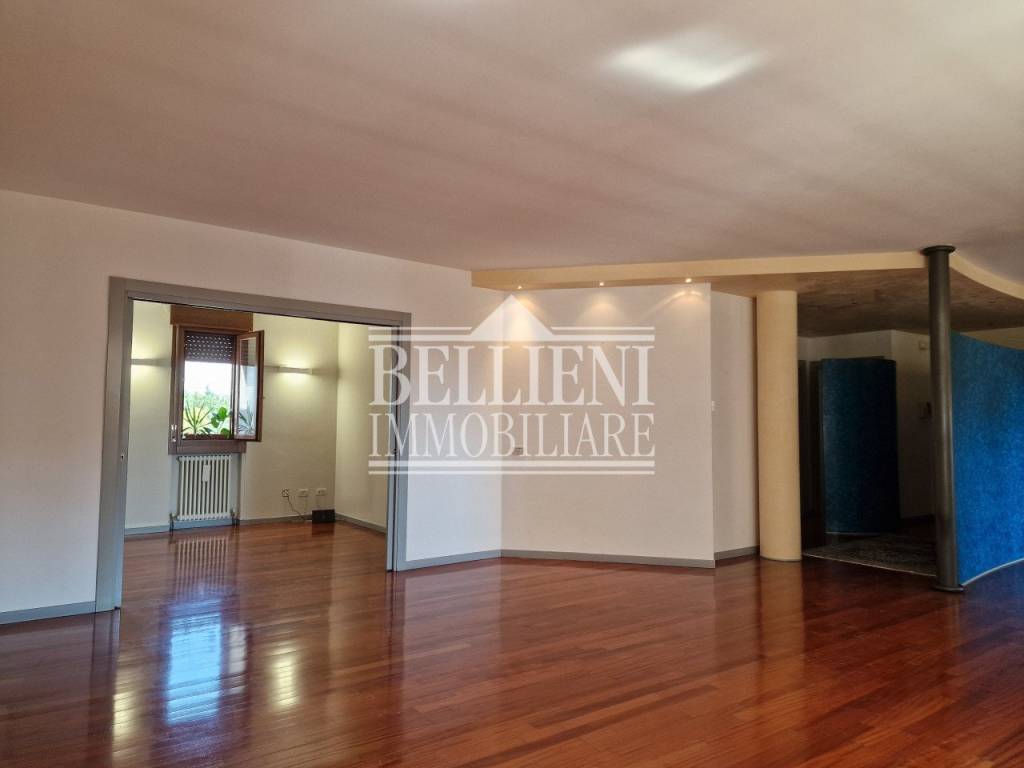 appartamento in vendita a Vicenza in zona Cattane