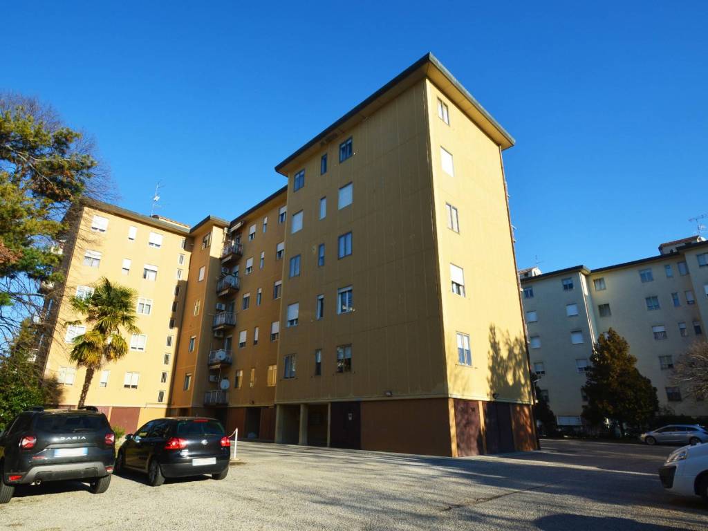 appartamento in vendita a Vicenza in zona San Lazzaro/Pomari