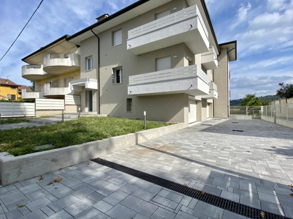 casa indipendente in vendita a Vicenza in zona Centro Storico