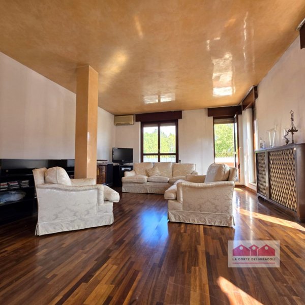 appartamento in vendita a Vicenza in zona Centro Storico