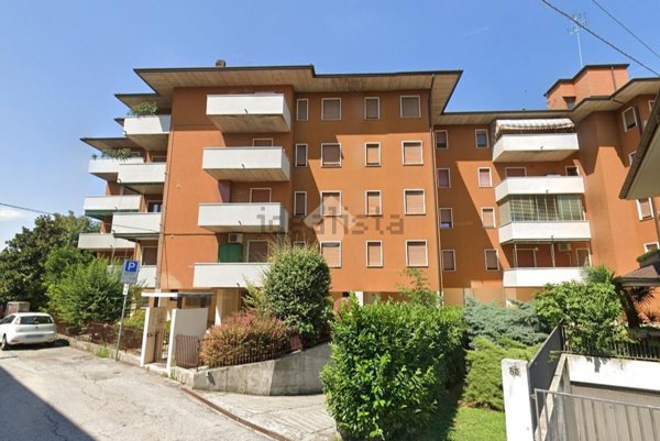 appartamento in vendita a Vicenza in zona Borgo Berga
