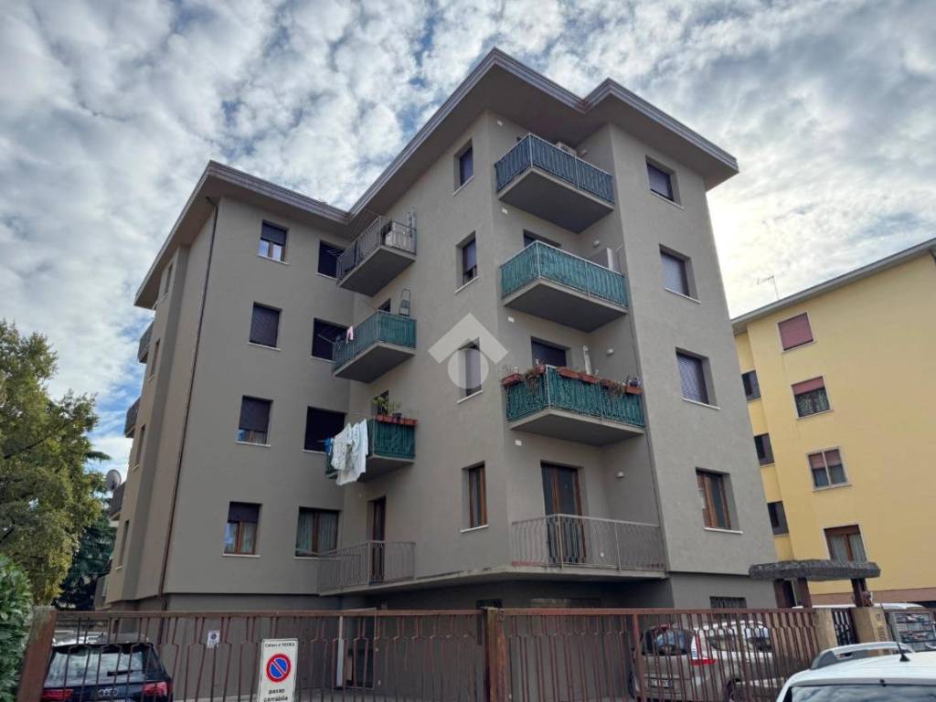 appartamento in vendita a Vicenza in zona Cattane