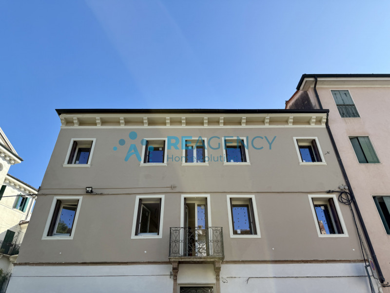 appartamento in vendita a Vicenza in zona Centro Storico