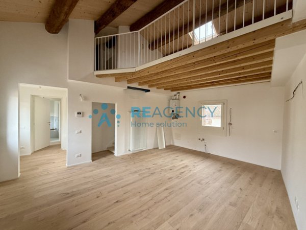 appartamento in vendita a Vicenza in zona Centro Storico