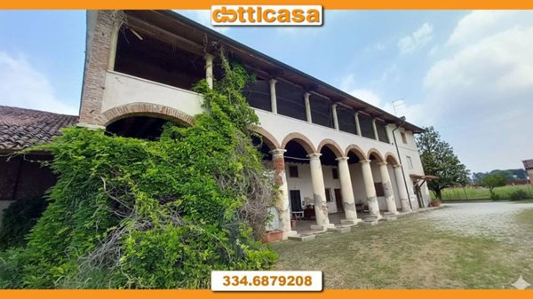 casa indipendente in vendita a Vicenza in zona Cattane