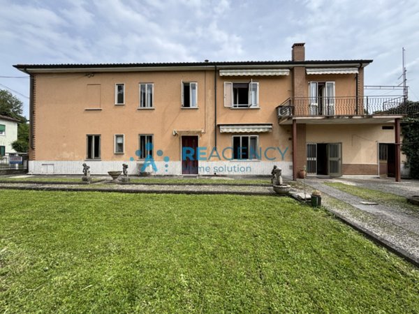 casa indipendente in vendita a Vicenza in zona Villaggio del Sole