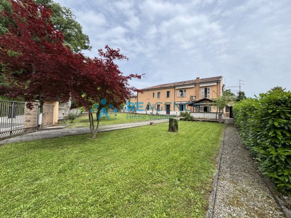 casa indipendente in vendita a Vicenza