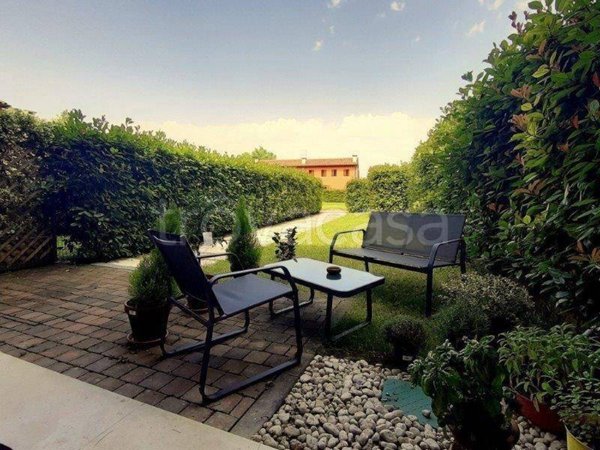 appartamento in vendita a Vicenza in zona Saviabona