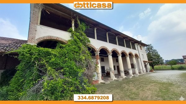 casale in vendita a Vicenza in zona Villaggio del Sole