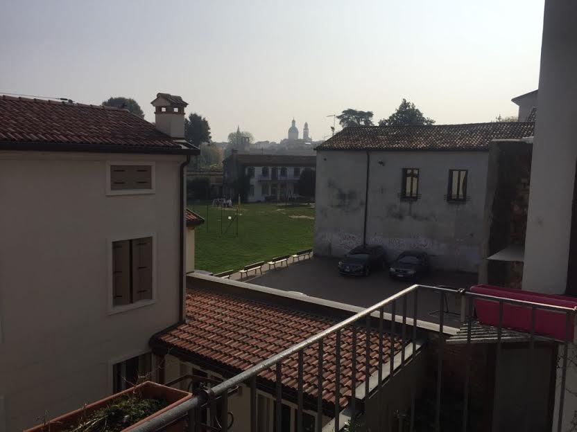 appartamento in vendita a Vicenza in zona Borgo Berga