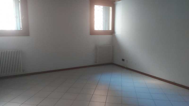 ufficio in vendita a Vicenza in zona Centro Storico