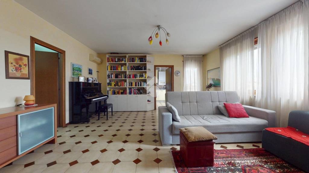 appartamento in vendita a Vicenza in zona San Lazzaro/Pomari