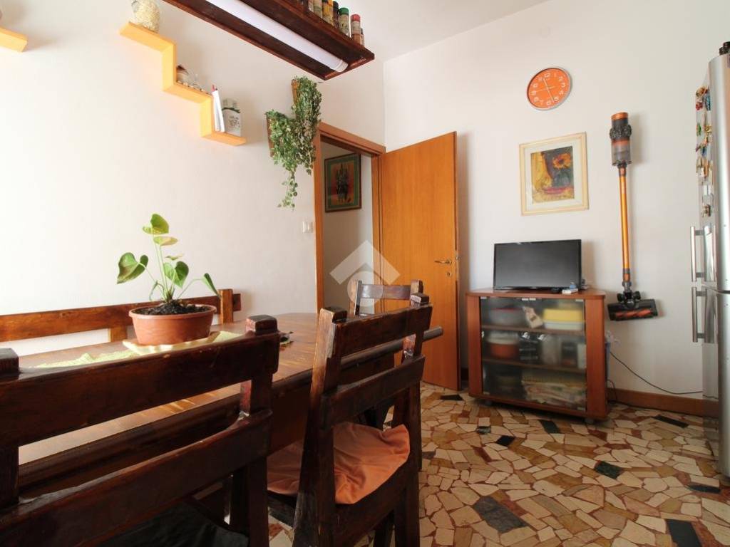 appartamento in vendita a Vicenza in zona Saviabona