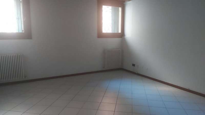 ufficio in vendita a Vicenza in zona Centro Storico
