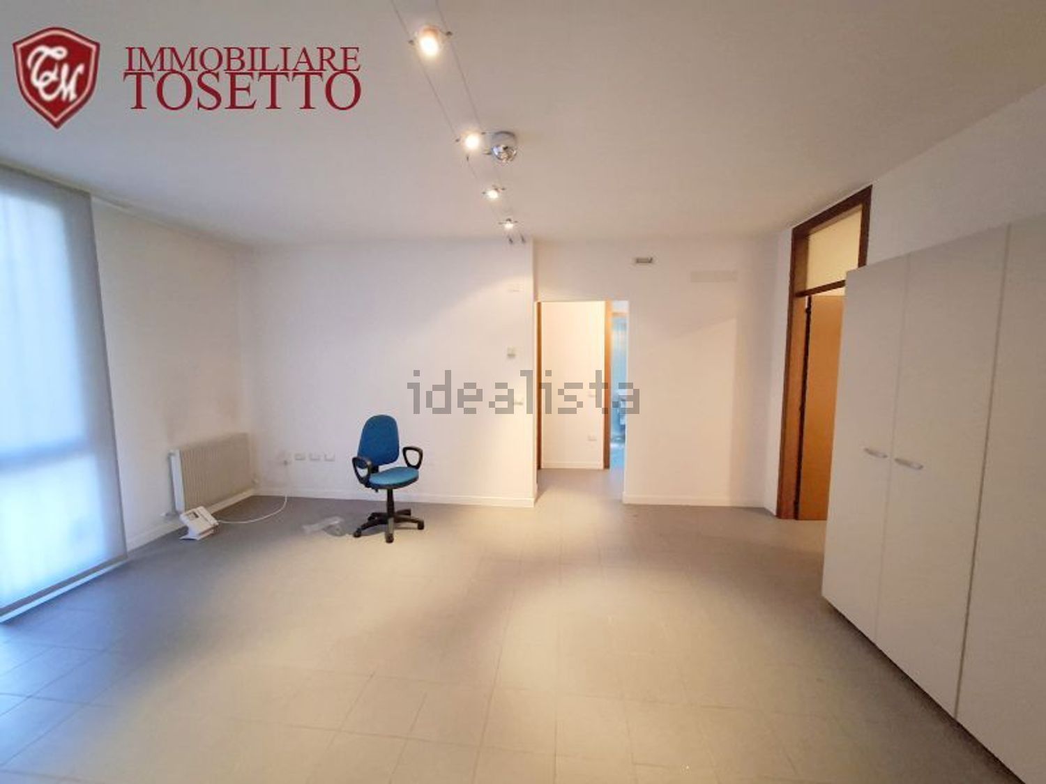 appartamento in vendita a Vicenza in zona Cattane