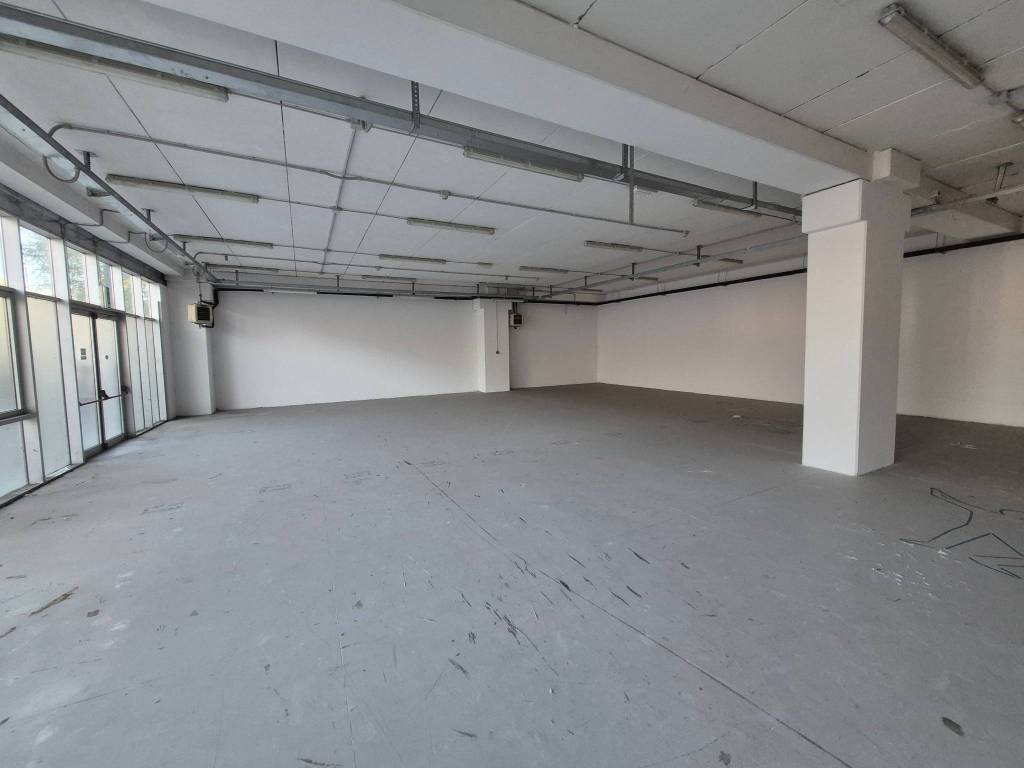 ufficio in vendita a Vicenza in zona Villaggio del Sole