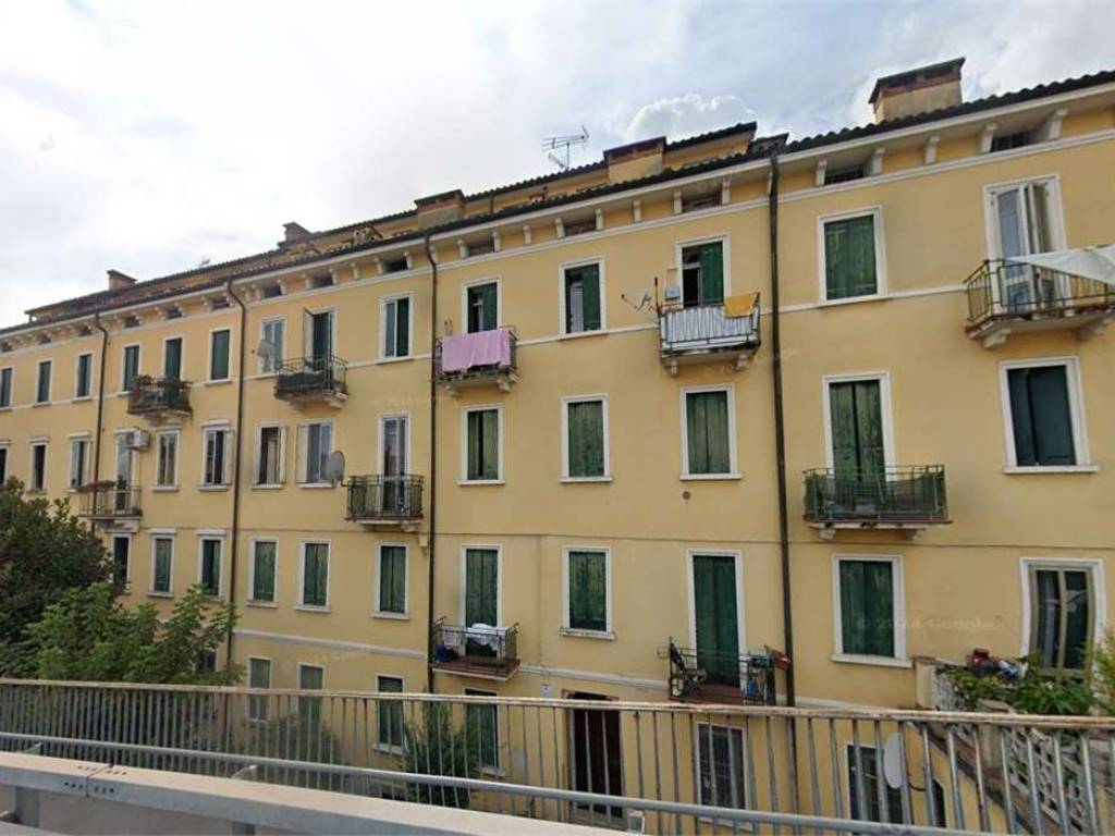 appartamento in vendita a Vicenza in zona San Lazzaro/Pomari