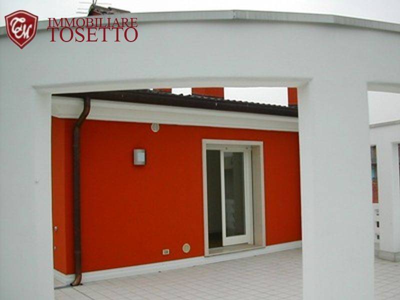 appartamento in vendita a Vicenza in zona Centro Storico