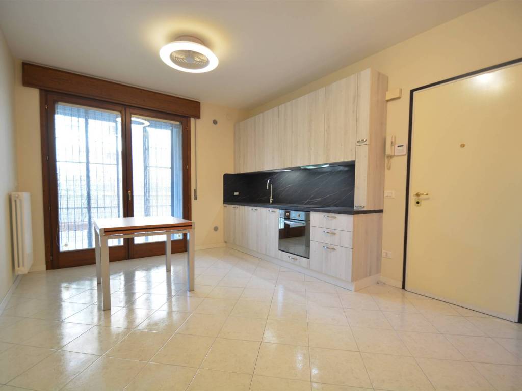 appartamento in vendita a Vicenza in zona San Lazzaro/Pomari