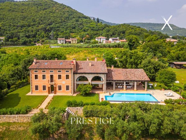 casa indipendente in vendita a Vicenza in zona Borgo Berga