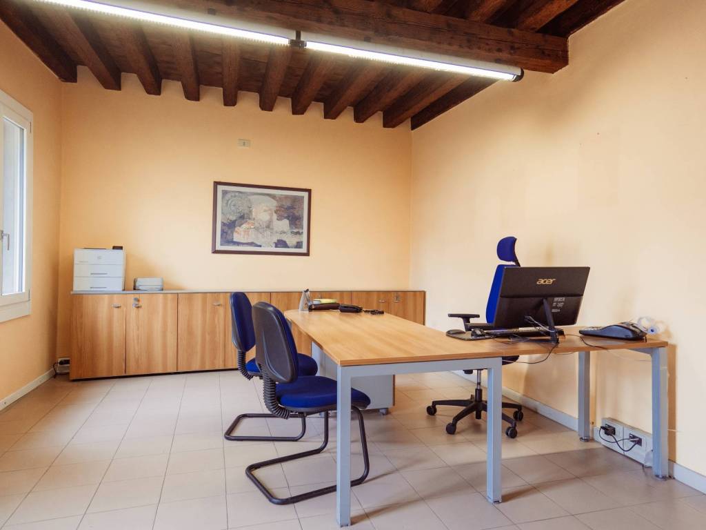 ufficio in vendita a Vicenza