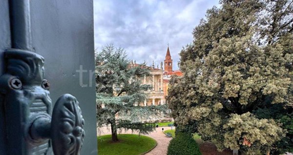 appartamento in vendita a Vicenza in zona Centro Storico
