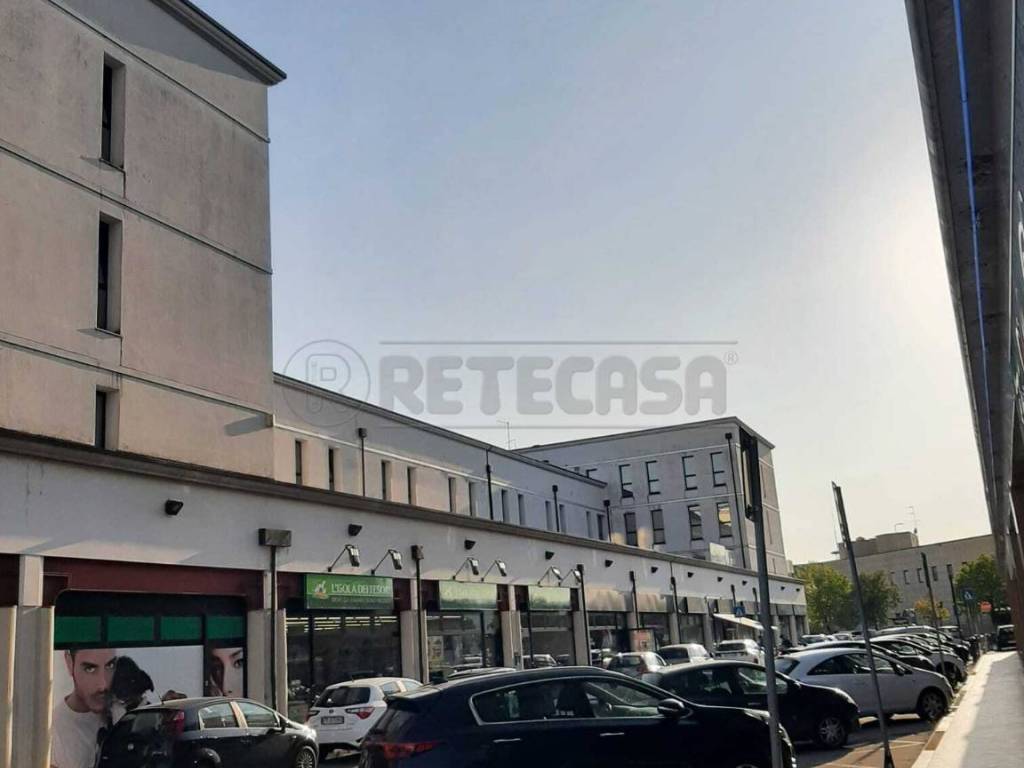 appartamento in vendita a Vicenza in zona Cattane