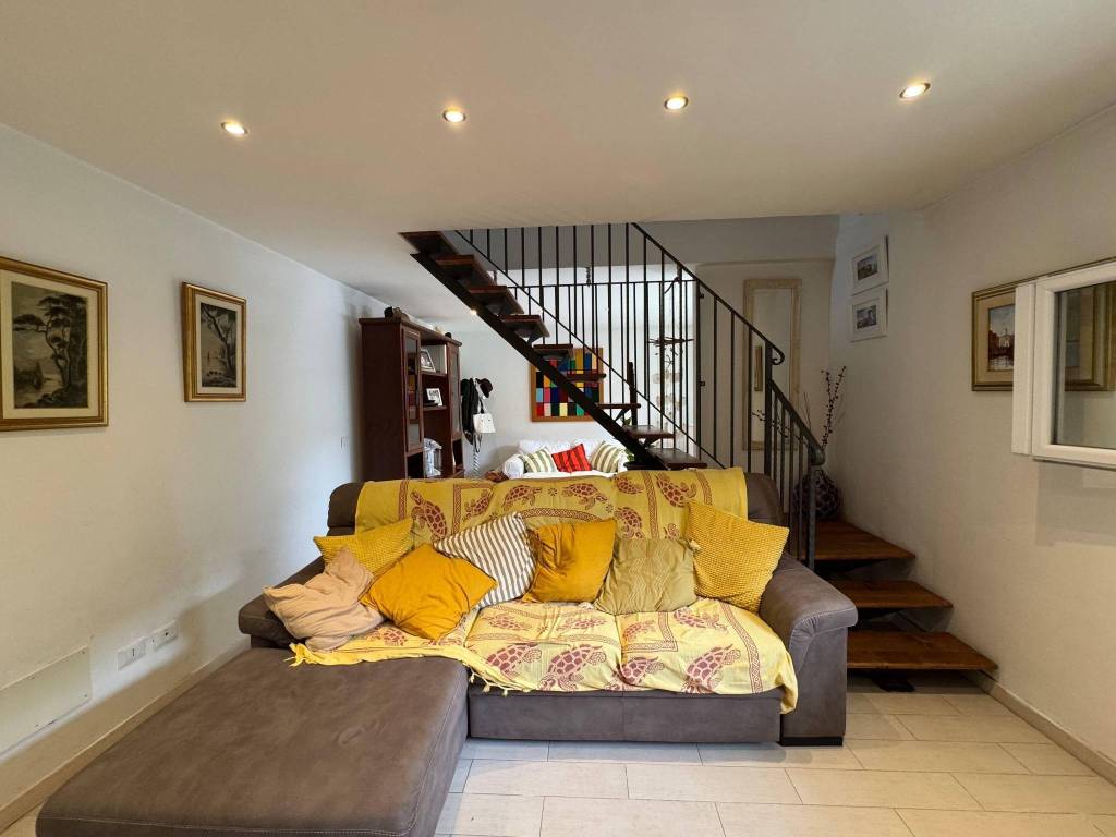 casa indipendente in vendita a Vicenza in zona San Lazzaro/Pomari