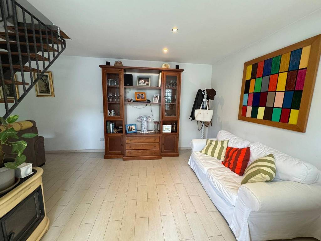 casa indipendente in vendita a Vicenza in zona San Lazzaro/Pomari