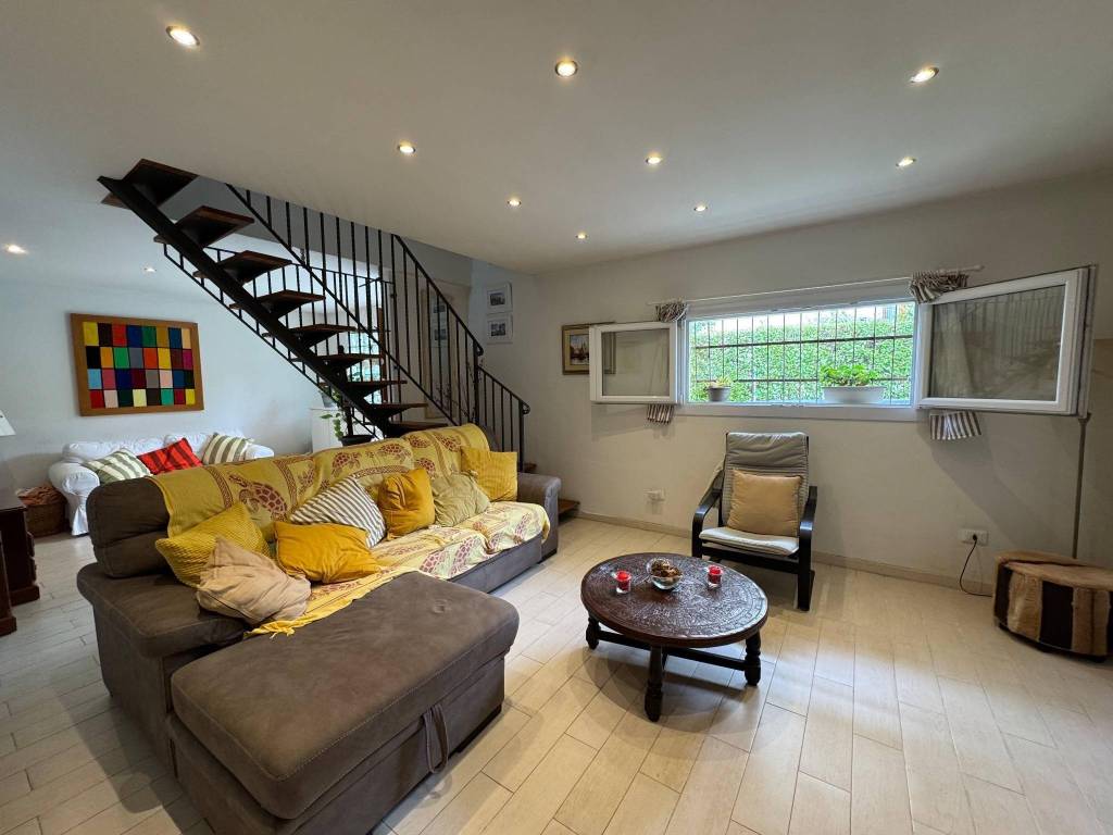 casa indipendente in vendita a Vicenza in zona San Lazzaro/Pomari