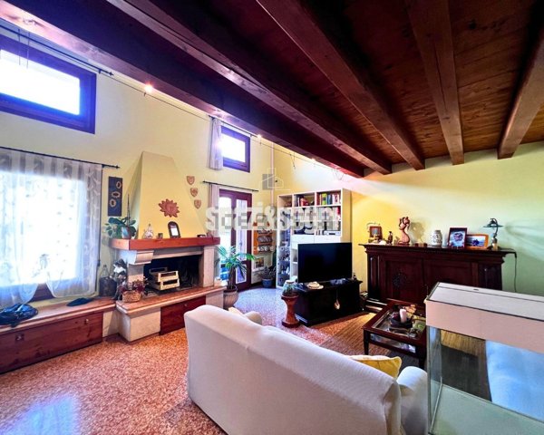 appartamento in vendita a Vicenza in zona Centro Storico