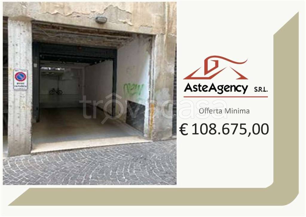 locale commerciale in vendita a Vicenza in zona Centro Storico