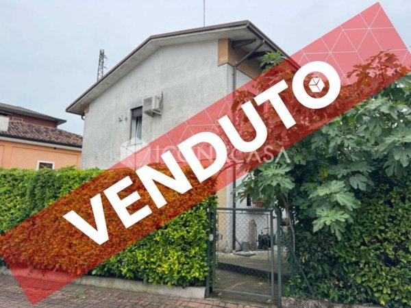 appartamento in vendita a Vicenza in zona Ferrovieri