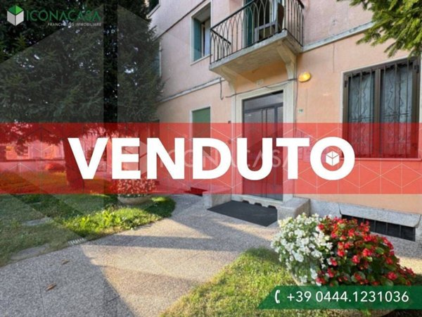 appartamento in vendita a Vicenza in zona Cattane