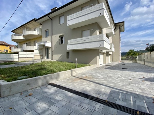 casa indipendente in vendita a Vicenza in zona Centro Storico