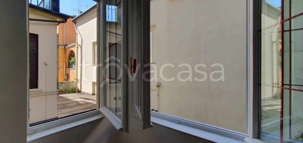 appartamento in vendita a Vicenza in zona Centro Storico