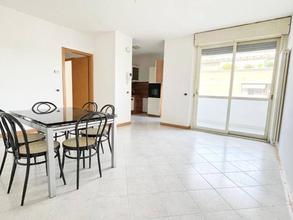 appartamento in vendita a Vicenza in zona Cattane