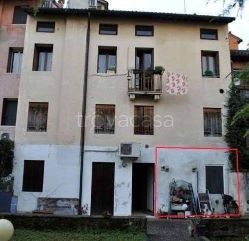 ufficio in vendita a Vicenza in zona Centro Storico