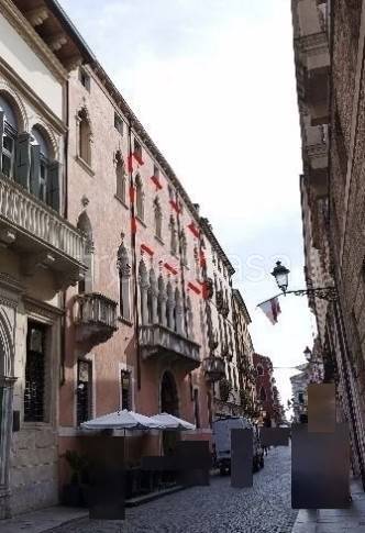 appartamento in vendita a Vicenza in zona Centro Storico