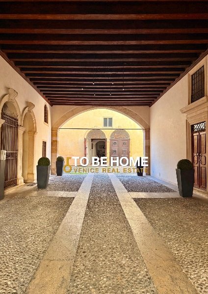 appartamento in vendita a Vicenza in zona Centro Storico