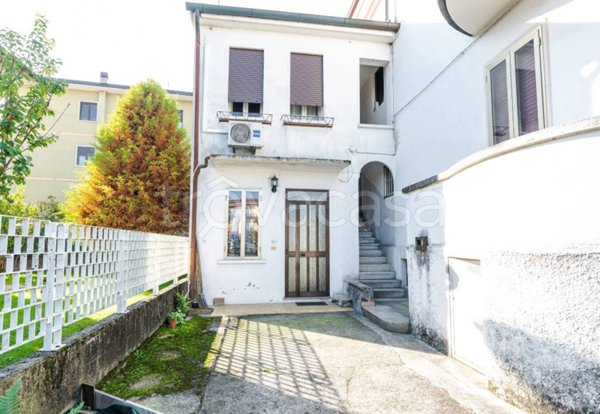 appartamento in vendita a Vicenza in zona Pio X