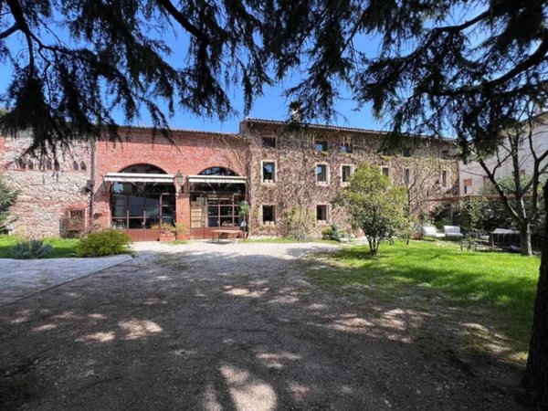 casa indipendente in vendita a Vicenza in zona Maddalene