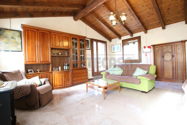 casa indipendente in vendita a Vicenza in zona Tormeno