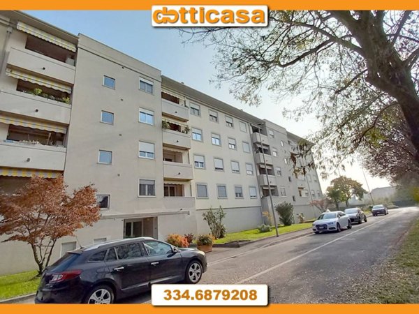 appartamento in vendita a Vicenza in zona Laghetto